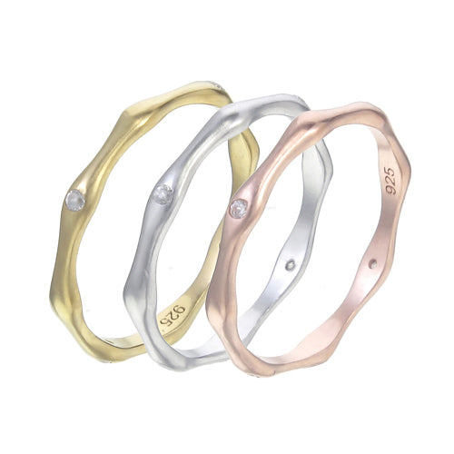 Undulating Form Hidden Set CZ Stacking Ring
